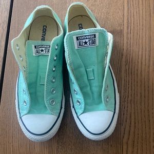 Converse mint green